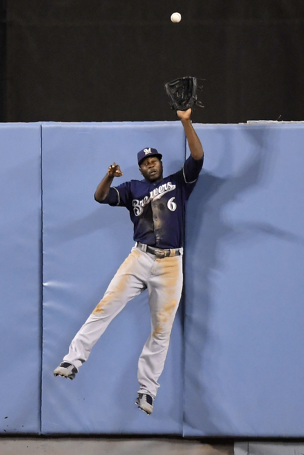 Lorenzo Cain catch